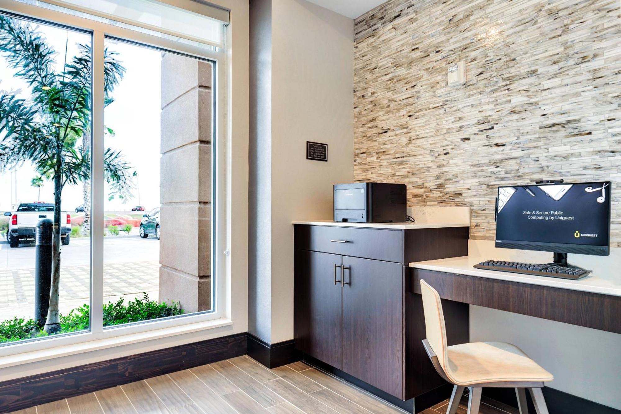 By Marriott Downtown 3* Corpus Christi